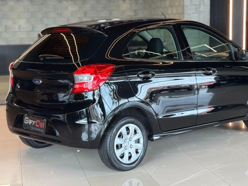 FORD KA 1.0 SE PLUS 12V 2018/2018 GRIFFCAR MULTIMARCAS DOIS IRMÃOS / Carros no Vale