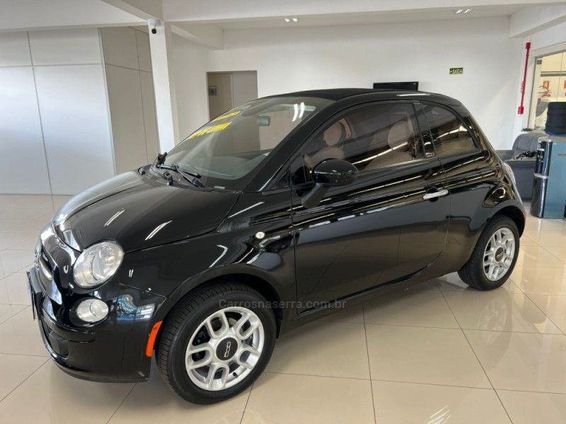 FIAT 500 1.4 CABRIO 8V 2014/2014 CIMIRRO AUTOMÓVEIS TAQUARA / Carros no Vale