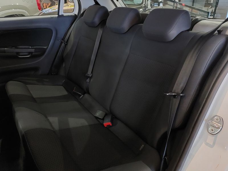 Volkswagen GOL 1.6 MSI TOTALFLEX 4P MANUAL 2021/2022 BETIOLO NOVOS E SEMINOVOS LAJEADO / Carros no Vale