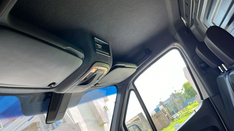 Mercedes-Benz SPRINTER 2.2 CDI DIESEL FURGÃO 516 TA EXTRA LONGO MANUAL 2020/2020 CAMINHÕES & CAMIONETAS PASSO FUNDO / Carros no Vale