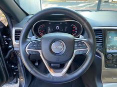 Jeep GRAND CHEROKEE LIMITED 3.6 2014 NEUMANN VEÍCULOS ARROIO DO MEIO / Carros no Vale