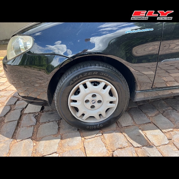 FIAT SIENA 1.0 CELEBRATION 8V 2008/2008 ELY AUTOMÓVEIS LAJEADO / Carros no Vale
