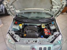 FIAT UNO VIVACE 1.0 2013 2013/2013 TS VEÍCULOS ANTA GORDA / Carros no Vale