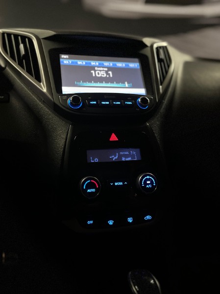 HYUNDAI HB20X HB20X PREMIUM 2016/2017 JM AUTOMÓVEIS VENÂNCIO AIRES / Carros no Vale