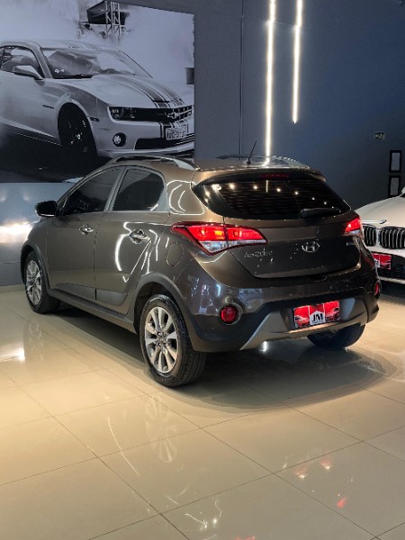 HYUNDAI HB20X HB20X PREMIUM 2016/2017 JM AUTOMÓVEIS VENÂNCIO AIRES / Carros no Vale
