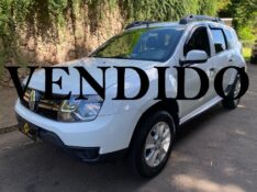 RENAULT DUSTER 1.6 2018/2019 ESTAÇÃO DO CARRO ESTRELA / Carros no Vale