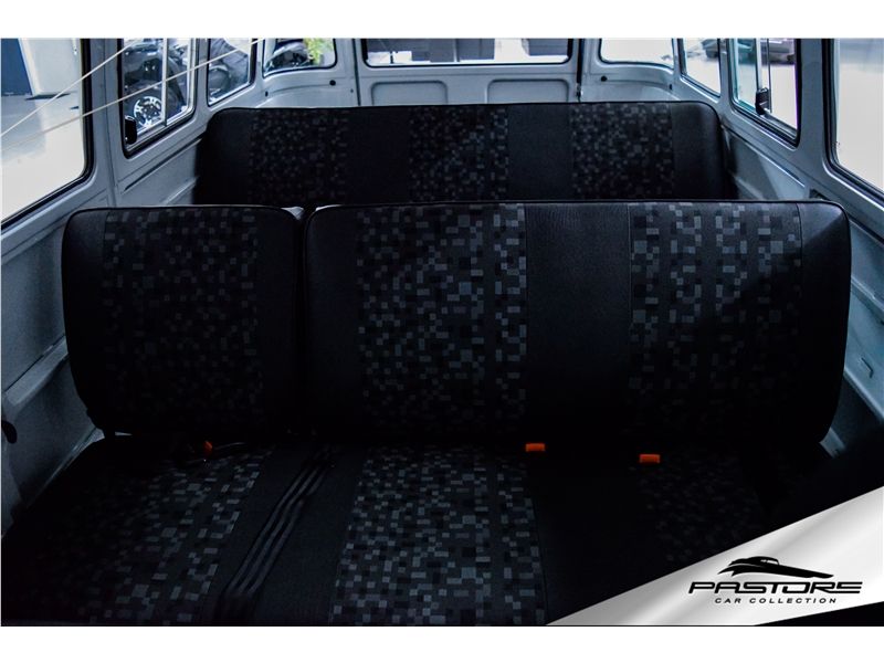 VOLKSWAGEN KOMBI 1.6 STD 8V 3P 1995/1995 PASTORE CAR COLLECTION BENTO GONÇALVES / Carros no Vale