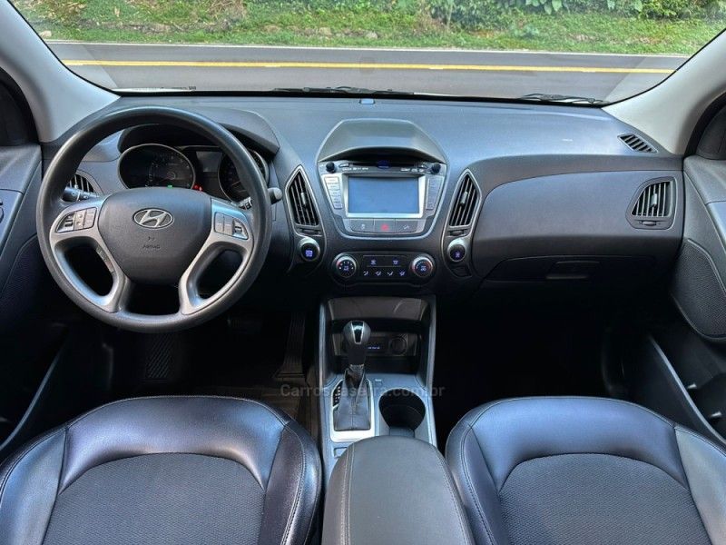 HYUNDAI IX35 2.0 GL 4X2 16V 2017/2018 KASPER VEÍCULOS DOIS IRMÃOS / Carros no Vale