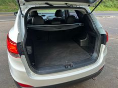 HYUNDAI IX35 2.0 GL 4X2 16V 2017/2018 KASPER VEÍCULOS DOIS IRMÃOS / Carros no Vale