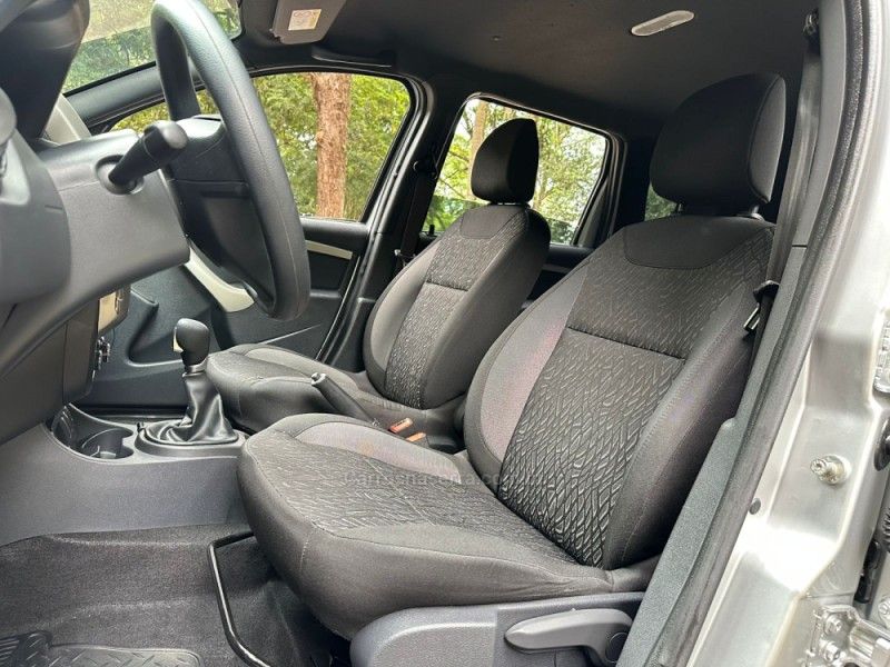 RENAULT DUSTER 1.6 EXPRESSION 4X2 16V 2018/2019 KASPER VEÍCULOS DOIS IRMÃOS / Carros no Vale