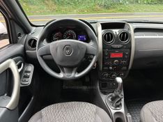 RENAULT DUSTER 1.6 EXPRESSION 4X2 16V 2018/2019 KASPER VEÍCULOS DOIS IRMÃOS / Carros no Vale