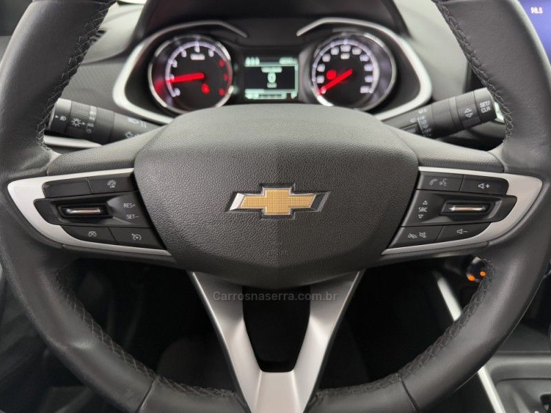 CHEVROLET ONIX 1.0LTZ PLUS 12V TURBO 2023/2023 FOCAR VEÍCULOS CAXIAS DO SUL / Carros no Vale