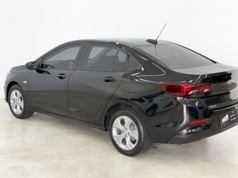 CHEVROLET ONIX 1.0LTZ PLUS 12V TURBO 2023/2023 FOCAR VEÍCULOS CAXIAS DO SUL / Carros no Vale