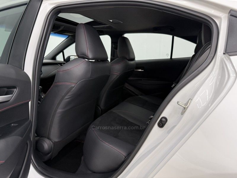 TOYOTA COROLLA 2.0 GR SPORT 16V 2023/2024 FOCAR VEÍCULOS CAXIAS DO SUL / Carros no Vale