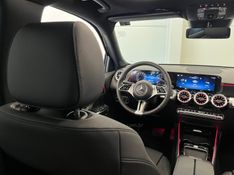 MERCEDES-BENZ GLB 220 2.0 PROGRESSIVE 16V TURBO HIBRIDO 2024/2025 ÓTIMA CAR FLORES DA CUNHA / Carros no Vale