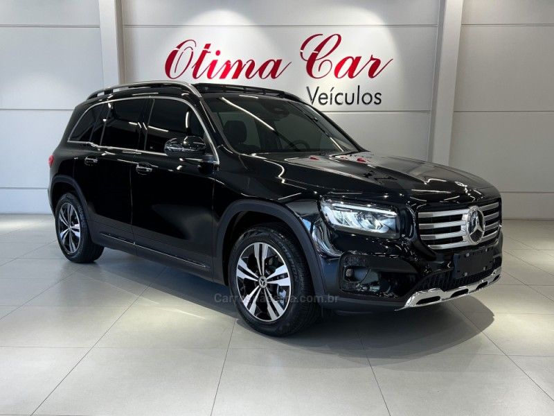 MERCEDES-BENZ GLB 220 2.0 PROGRESSIVE 16V TURBO HIBRIDO 2024/2025 ÓTIMA CAR FLORES DA CUNHA / Carros no Vale