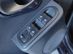 RENAULT DUSTER 1.6 DYNAMIQUE 4X2 16V 2014/2014 AWD MULTIMARCAS LAJEADO / Carros no Vale