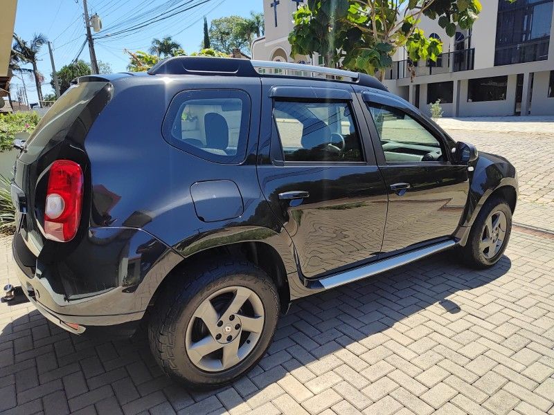 RENAULT DUSTER 1.6 DYNAMIQUE 4X2 16V 2014/2014 AWD MULTIMARCAS LAJEADO / Carros no Vale