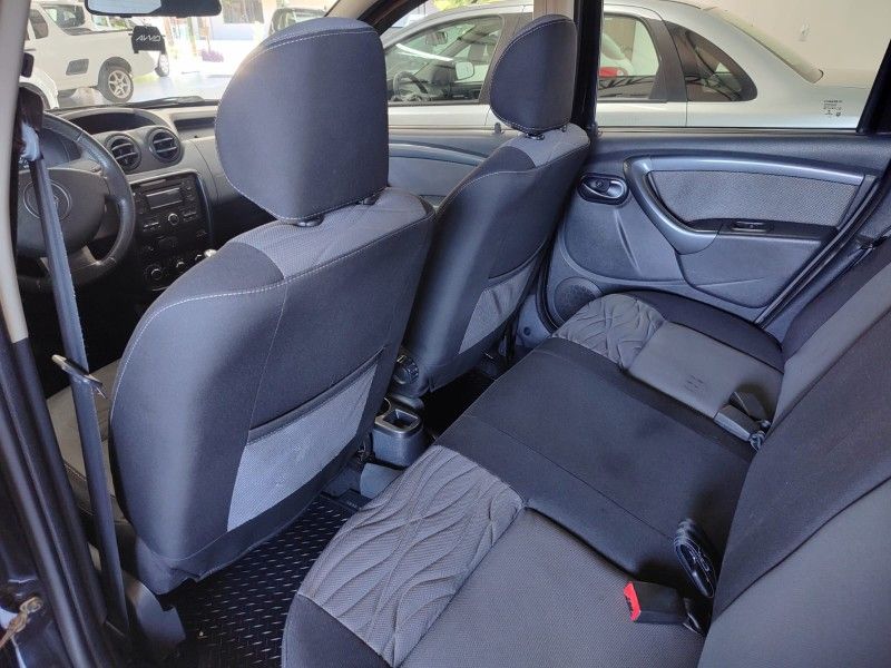 RENAULT DUSTER 1.6 DYNAMIQUE 4X2 16V 2014/2014 AWD MULTIMARCAS LAJEADO / Carros no Vale