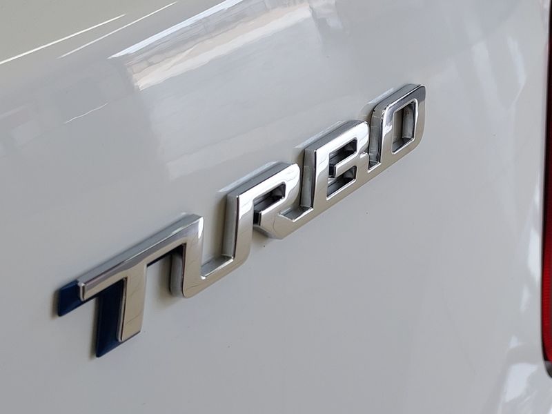 Chevrolet ONIX 1.0 TURBO FLEX LT AUTOMÁTICO 2022/2022 BETIOLO NOVOS E SEMINOVOS LAJEADO / Carros no Vale