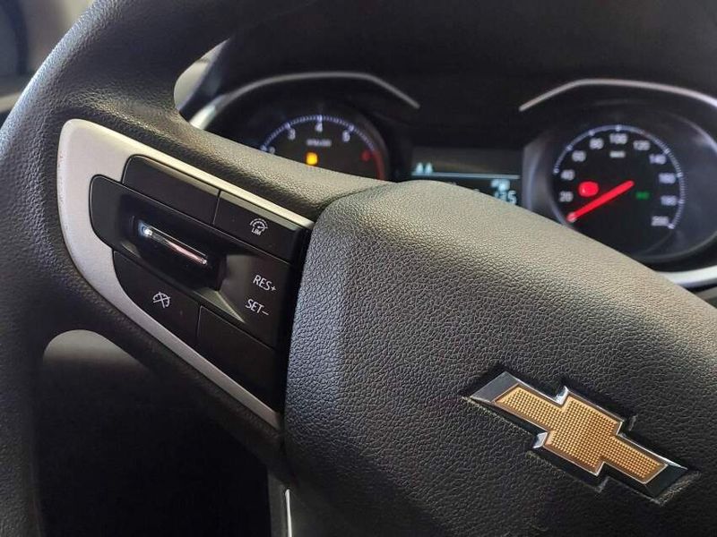Chevrolet ONIX 1.0 TURBO FLEX LT MANUAL 2022/2023 BETIOLO NOVOS E SEMINOVOS LAJEADO / Carros no Vale