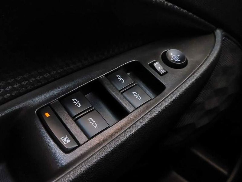 Chevrolet ONIX 1.0 TURBO FLEX LT MANUAL 2022/2023 BETIOLO NOVOS E SEMINOVOS LAJEADO / Carros no Vale