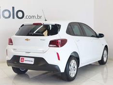 Chevrolet ONIX 1.0 TURBO FLEX LT MANUAL 2022/2023 BETIOLO NOVOS E SEMINOVOS LAJEADO / Carros no Vale