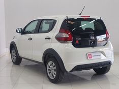 Fiat MOBI 1.0 EVO FLEX LIKE MANUAL 2022/2023 BETIOLO NOVOS E SEMINOVOS LAJEADO / Carros no Vale