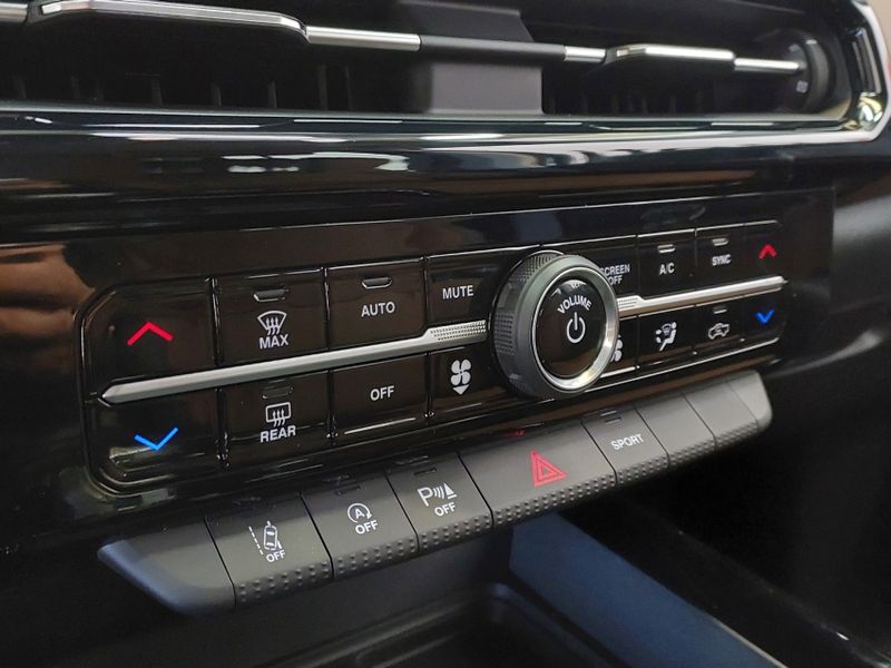 Ram RAMPAGE 2.0 HURRICANE 4 TURBO GASOLINA LARAMIE 4X4 AUTOMÁTICO 2024/2025 BETIOLO NOVOS E SEMINOVOS LAJEADO / Carros no Vale