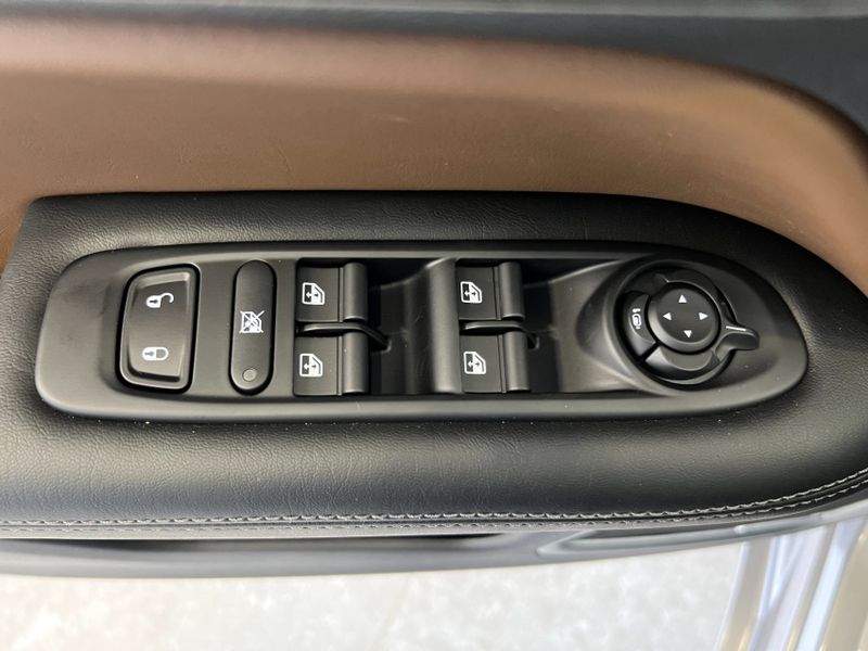 Ram RAMPAGE 2.2 TURBO DIESEL LARAMIE 4X4 AUTOMÁTICO 2024/2025 BETIOLO NOVOS E SEMINOVOS LAJEADO / Carros no Vale