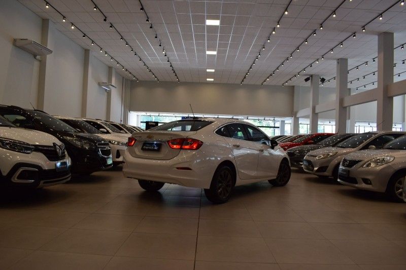 Chevrolet CRUZE SEDAN LTZ 1.4 2019 DINAMICA-CAR VENÂNCIO AIRES / Carros no Vale