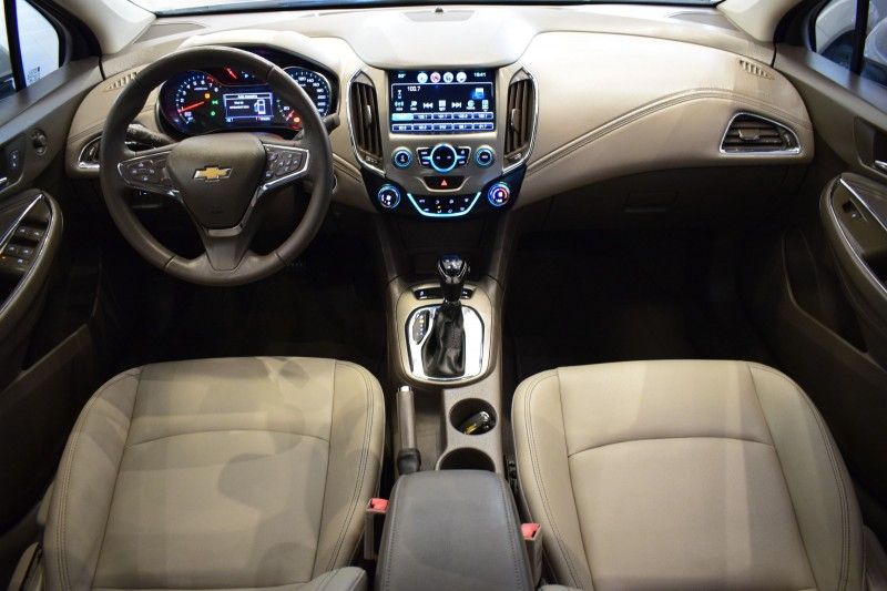Chevrolet CRUZE SEDAN LTZ 1.4 2019 DINAMICA-CAR VENÂNCIO AIRES / Carros no Vale