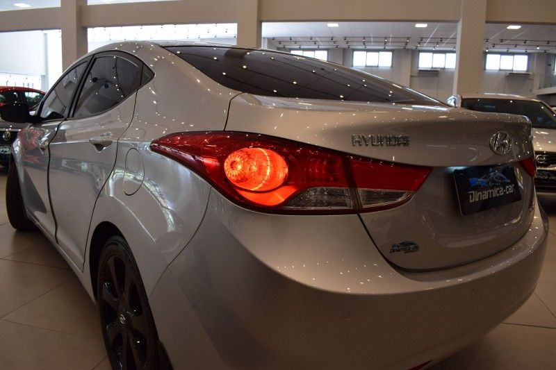 Hyundai ELANTRA GLS 1.8 2012 DINAMICA-CAR VENÂNCIO AIRES / Carros no Vale