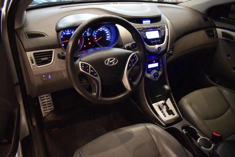 Hyundai ELANTRA GLS 1.8 2012 DINAMICA-CAR VENÂNCIO AIRES / Carros no Vale