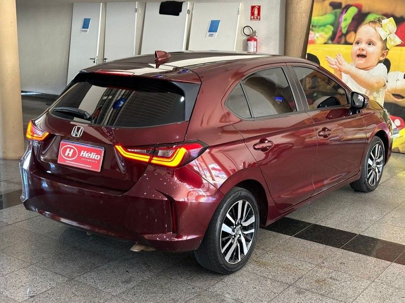 Honda CITY HATCHBACK TOURING 1.5 2022 HÉLIO AUTOMÓVEIS LAJEADO / Carros no Vale