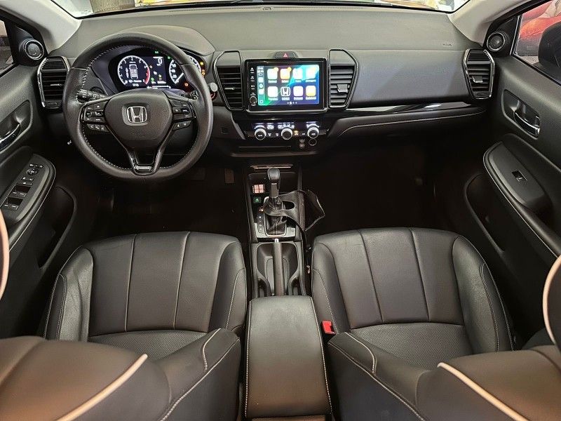 Honda CITY HATCHBACK TOURING 1.5 2022 HÉLIO AUTOMÓVEIS LAJEADO / Carros no Vale