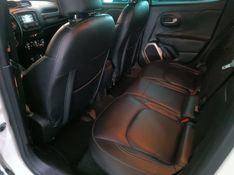 Jeep RENEGADE LONGITUDE 2.0 TB 2016 HÉLIO AUTOMÓVEIS LAJEADO / Carros no Vale