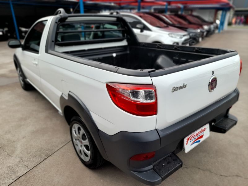 Fiat STRADA FIRE 1.4 2017 FERREIRA VEÍCULOS VENÂNCIO AIRES / Carros no Vale