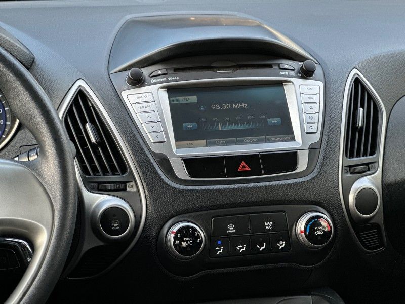 Hyundai IX35 2.0 2012 NEUMANN VEÍCULOS ARROIO DO MEIO / Carros no Vale