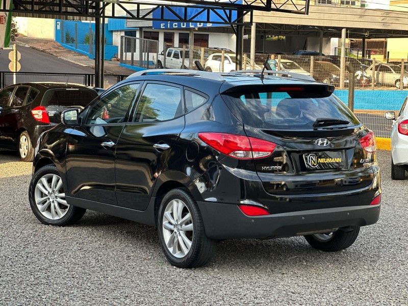 Hyundai IX35 2.0 2012 NEUMANN VEÍCULOS ARROIO DO MEIO / Carros no Vale
