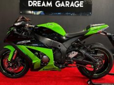 KAWASAKI ZX 10 R NINJA /2012 EXCLUSIVO VEÍCULOS SANTA CRUZ DO SUL / Carros no Vale