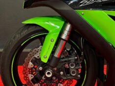 KAWASAKI ZX 10 R NINJA /2012 EXCLUSIVO VEÍCULOS SANTA CRUZ DO SUL / Carros no Vale