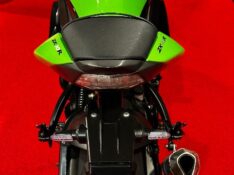 KAWASAKI ZX 10 R NINJA /2008 EXCLUSIVO VEÍCULOS SANTA CRUZ DO SUL / Carros no Vale