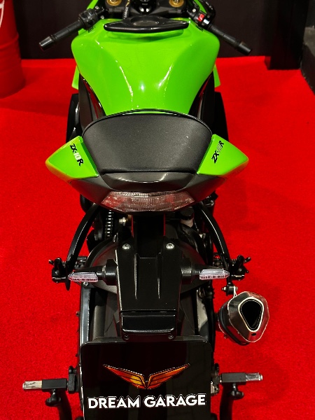 KAWASAKI ZX 10 R NINJA /2008 EXCLUSIVO VEÍCULOS SANTA CRUZ DO SUL / Carros no Vale