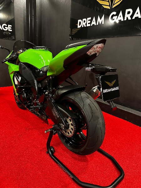 KAWASAKI ZX 10 R NINJA /2008 EXCLUSIVO VEÍCULOS SANTA CRUZ DO SUL / Carros no Vale