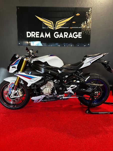 BMW MOTOS S 1000 R /2018 EXCLUSIVO VEÍCULOS SANTA CRUZ DO SUL / Carros no Vale