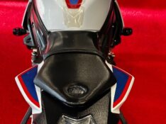 BMW MOTOS S 1000 R /2018 EXCLUSIVO VEÍCULOS SANTA CRUZ DO SUL / Carros no Vale