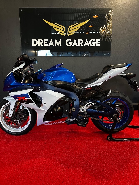 SUZUKI MOTOS GSX R 1000 SRAD /2013 EXCLUSIVO VEÍCULOS SANTA CRUZ DO SUL / Carros no Vale