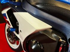 SUZUKI MOTOS GSX R 1000 SRAD /2013 EXCLUSIVO VEÍCULOS SANTA CRUZ DO SUL / Carros no Vale