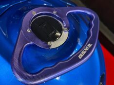 SUZUKI MOTOS GSX R 1000 SRAD /2013 EXCLUSIVO VEÍCULOS SANTA CRUZ DO SUL / Carros no Vale